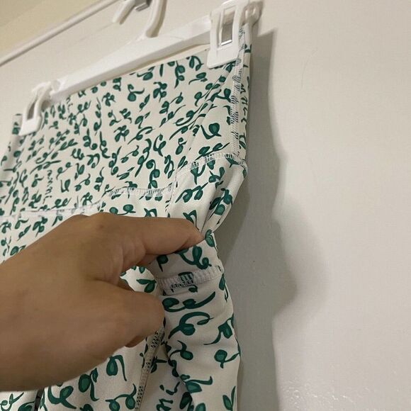 ECHT High waist green floral vines athletic leggings with pockets size XS - Picture 5 of 8